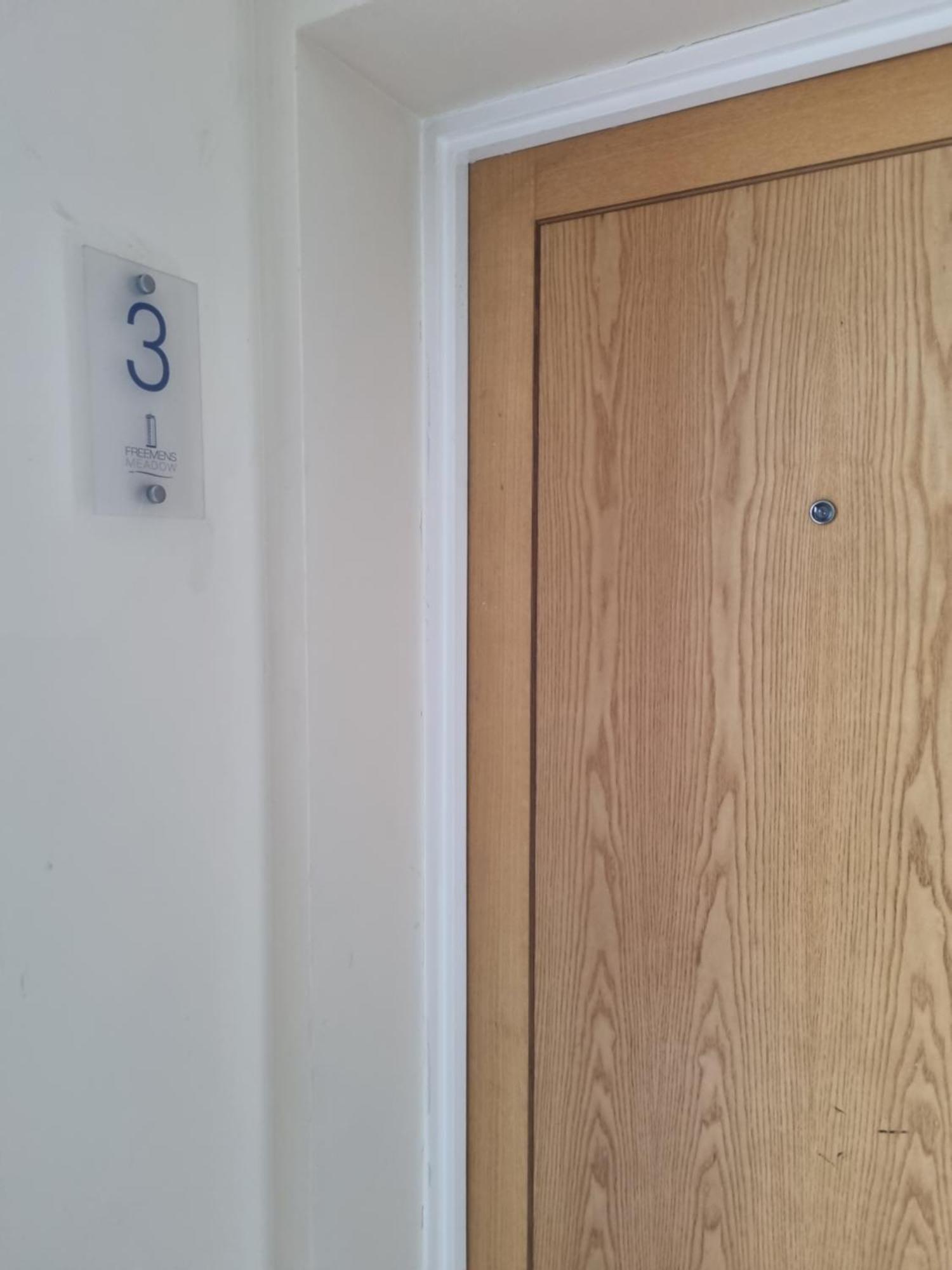 Deluxe Apartment Sleeps Up To 6 Leicester Exterior photo